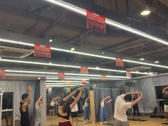 -乐刻运动健身(中电照明大厦店)