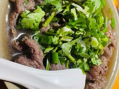 -大众跷脚牛肉馆·非遗传承单位(峨眉山店)