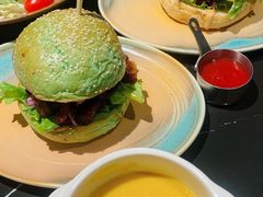 -DEEP·美式餐吧(五棵松华熙LIVE店)