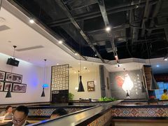 大堂-李子坝梁山鸡(北碚万达五鸡哥店)