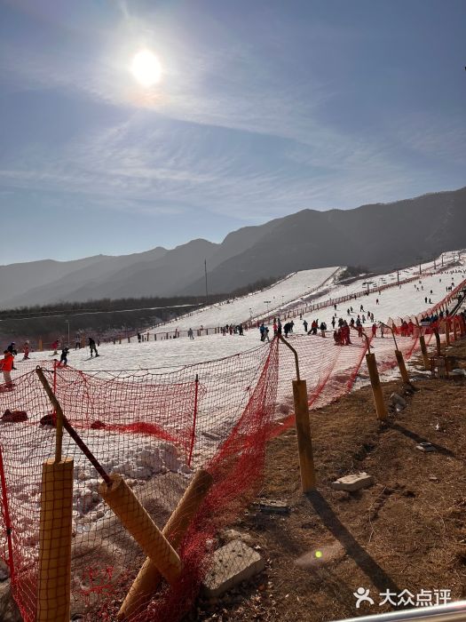 北京西山滑雪场图片