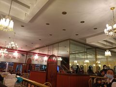 大堂-华梅西餐厅(哈尔滨中央大街店)