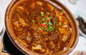 Beef Shank with Napa Cabbage and Vermicelli