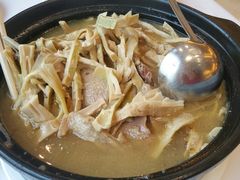 招牌笋干老鸭煲-张生记(双菱店)