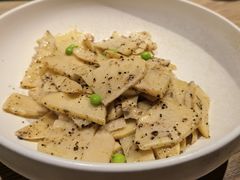 松露酱炒笋尖-小大董·烤鸭(凤凰汇店)