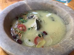 -抚仙湖生态石锅鱼野生菌(告庄店)