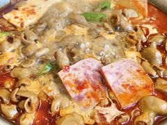 -彭记铁锅肥肠(东四总店)
