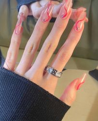 -悦指间美甲美睫