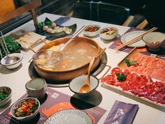 招牌牛腩骨汤锅-牛村来人潮汕牛肉火锅(西单店)