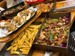 -老东镇啤酒屋海鲜加工·蒸汽海鲜·海鲜烧烤(台东店)