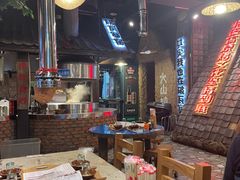 -破瓦寒窑·地摊烤羊排