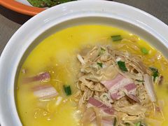 -新颐园本帮江浙菜·红烧猪手煨鲍鱼·红烧肉(顾村公园电台路店)