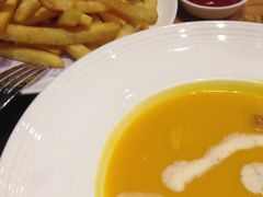 奶油南瓜汤-托斯卡纳烘焙意大利餐厅(五天地店)