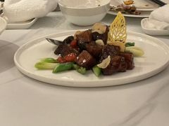 黑金雪花牛肉粒-上海和平饭店龙凤厅 Dragon Phoenix