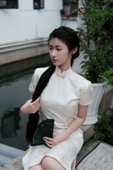 -一揽芳华汉服旗袍体验馆(拙政园店)