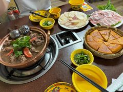 -银同牦牛肉火锅