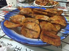 老钟家烤羊排-老钟家烤羊排·敦伊阁清真餐厅胡羊焖饼