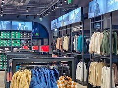 -首创奥特莱斯(西安店)