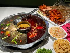 -佰人王串串香火锅(洋珠巷店)