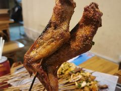 凌凌7爱吃的鸡翅-老湘烤·湘西小串(绿塘路店)