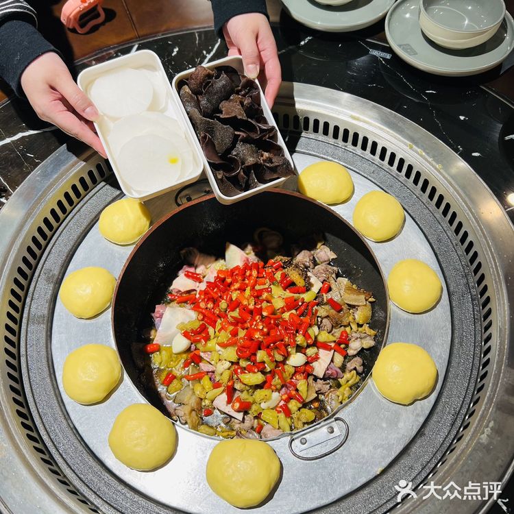 超正宗的长沙柴火鸡登陆上海滩!