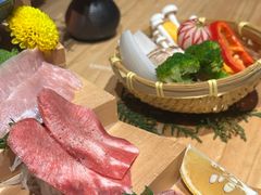 -山川小町·极番烧肉(新地假日广场店)