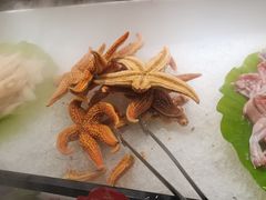 -四囍码头海鲜烧烤自助火锅(外滩南京东路悦荟广场店)