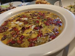 招牌酸菜鲈鱼-贝勒爷·酥不腻烤鸭