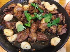 -老东镇啤酒屋海鲜加工·蒸汽海鲜·海鲜烧烤(台东店)