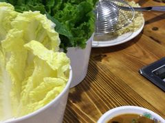 -五指山生态小黄牛(皮皮虾海鲜广场店)