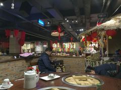 -关东情主题文化演艺餐厅