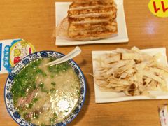 -八百里牛肉汤(盖饭·锅贴·万象城店)