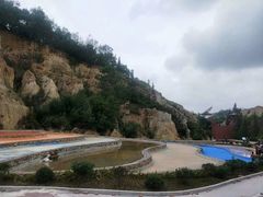 -彩色沙林风景区