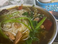 -越洋肖氏老米线(杨家坪店)
