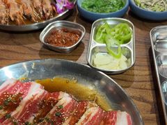 -明洞阿姨·韩式酱蟹烤肉·创意料理(三元桥店)