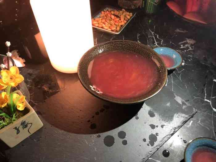 孟婆汤威士忌鸡尾酒吧-"在公众号上中奖了两杯鸡尾酒9999仙果.