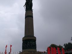 -人民防洪胜利纪念塔