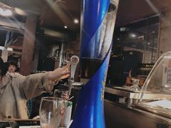-何师烧烤·香辣蟹·川菜·30年老品牌(太古里旗舰店)