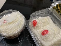 -红宝石·鲜奶小方·海派西点房(金杨店)