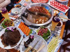 -山悦里 山野·鲜火锅(罗斯福广场店)
