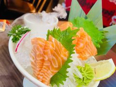 法罗三文鱼腩刺身-仙隐小鹿中華の日料(荣民龙首广场店)