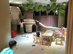 -水桶王国主题餐厅·聚会·生日派对·亲子活动·家庭套餐(亚龙湾希尔顿店)