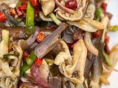 -四川小胡子海鲜(丁村万人海鲜广场店)