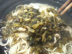 咸菜肉丝面-老地方面馆(思南路店)