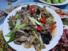 香葱木耳小炒肉-聚德福海鲜家常菜(刘庄店)