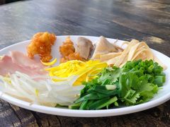 -榴乡缘云南蒙自菊花过桥米线