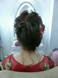 -红馆妆造(中央大街店)