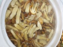 乡土川菜餐馆-乡土特色.冷锅鱼.牦牛肉汤锅