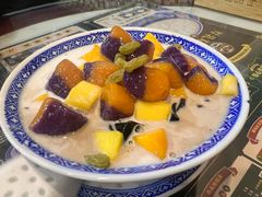 -广信牛奶甜品世家(台东店)
