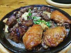 -老东镇啤酒屋海鲜加工·蒸汽海鲜·海鲜烧烤(台东店)
